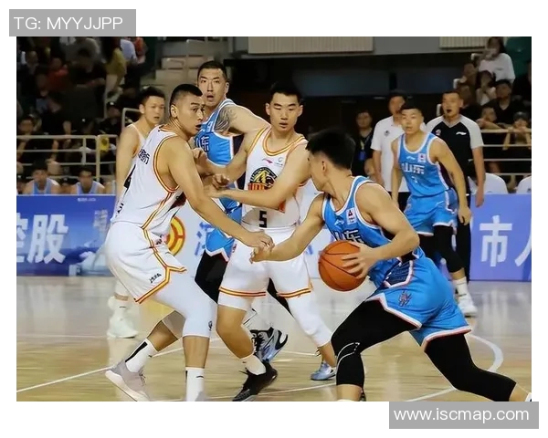 CBA山东与天津比赛中发生冲突引发球迷热议双方球员态度备受关注