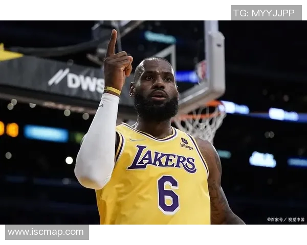 詹姆斯：从篮球传奇到商业巨头的华丽转身与人生启示