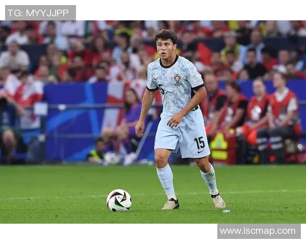 若昂内维斯的足球旅程与未来发展展望分析